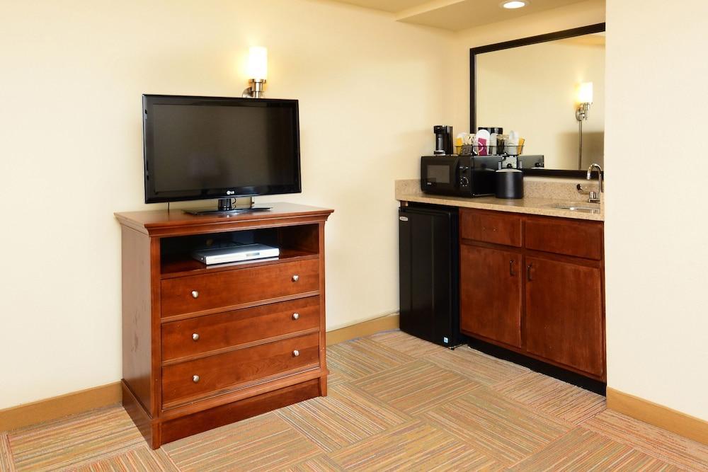 Hampton Inn Raleigh Capital Blvd North Εξωτερικό φωτογραφία