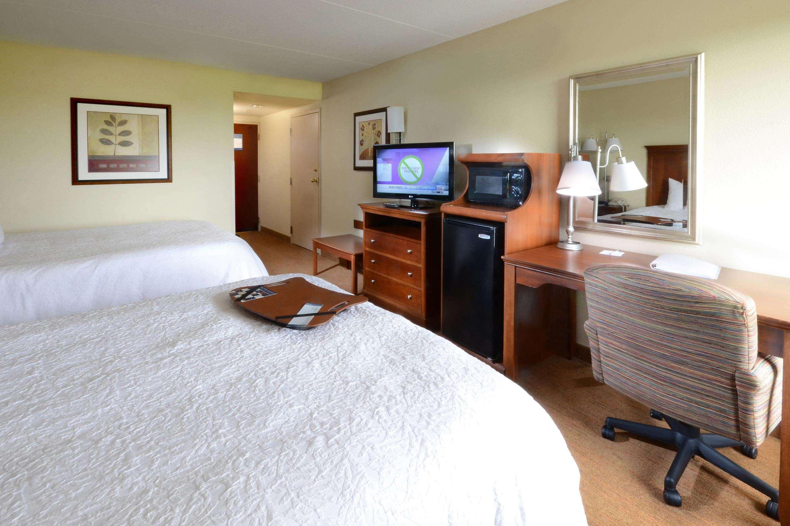 Hampton Inn Raleigh Capital Blvd North Εξωτερικό φωτογραφία