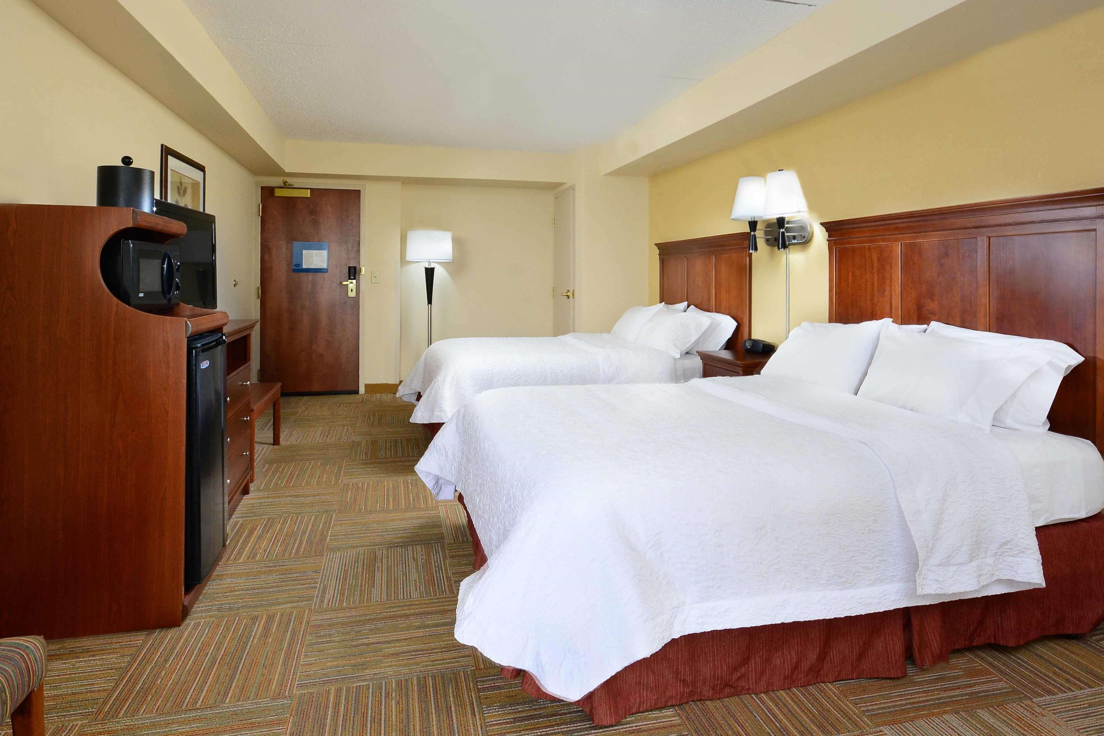 Hampton Inn Raleigh Capital Blvd North Εξωτερικό φωτογραφία
