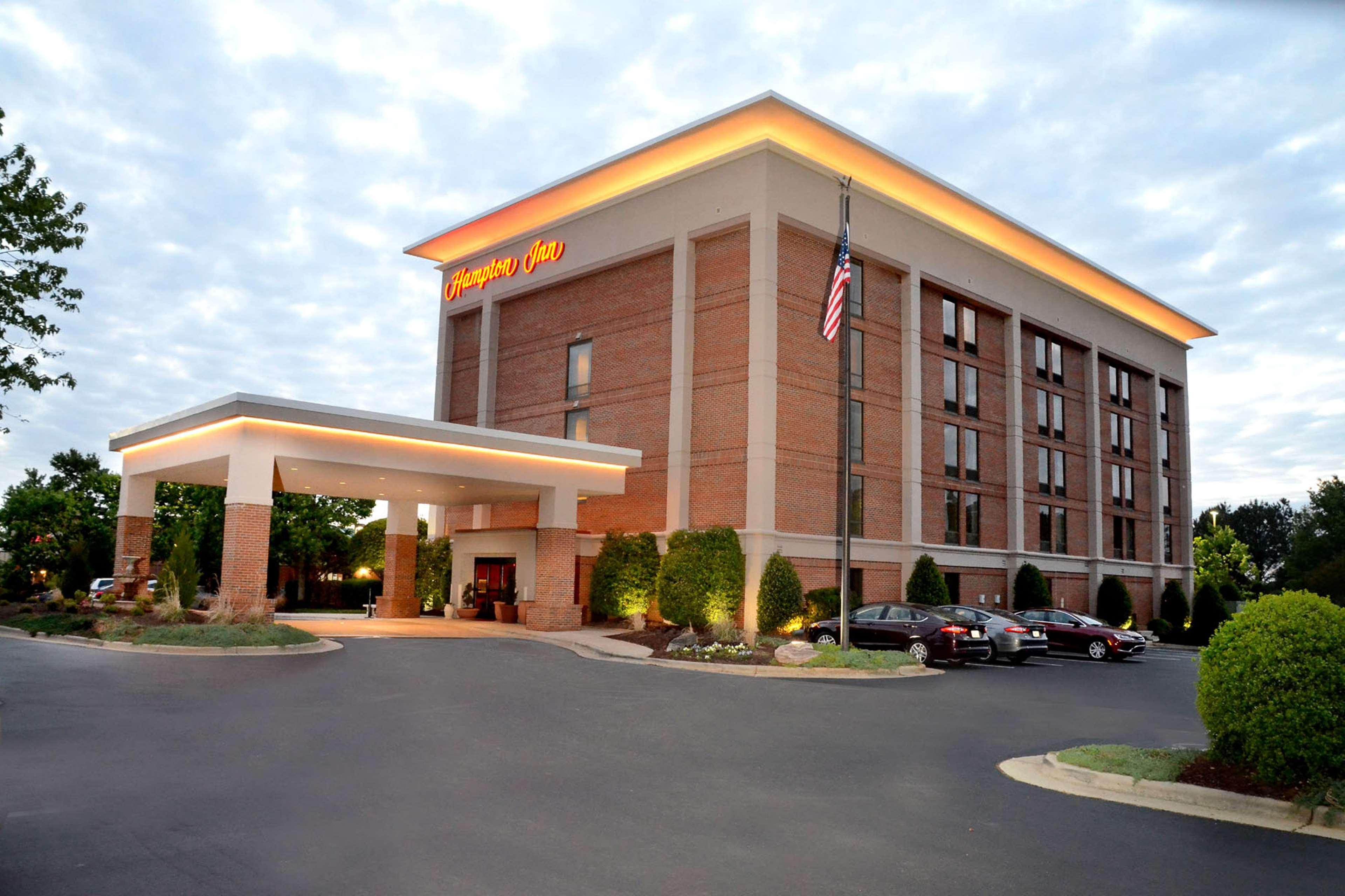 Hampton Inn Raleigh Capital Blvd North Εξωτερικό φωτογραφία