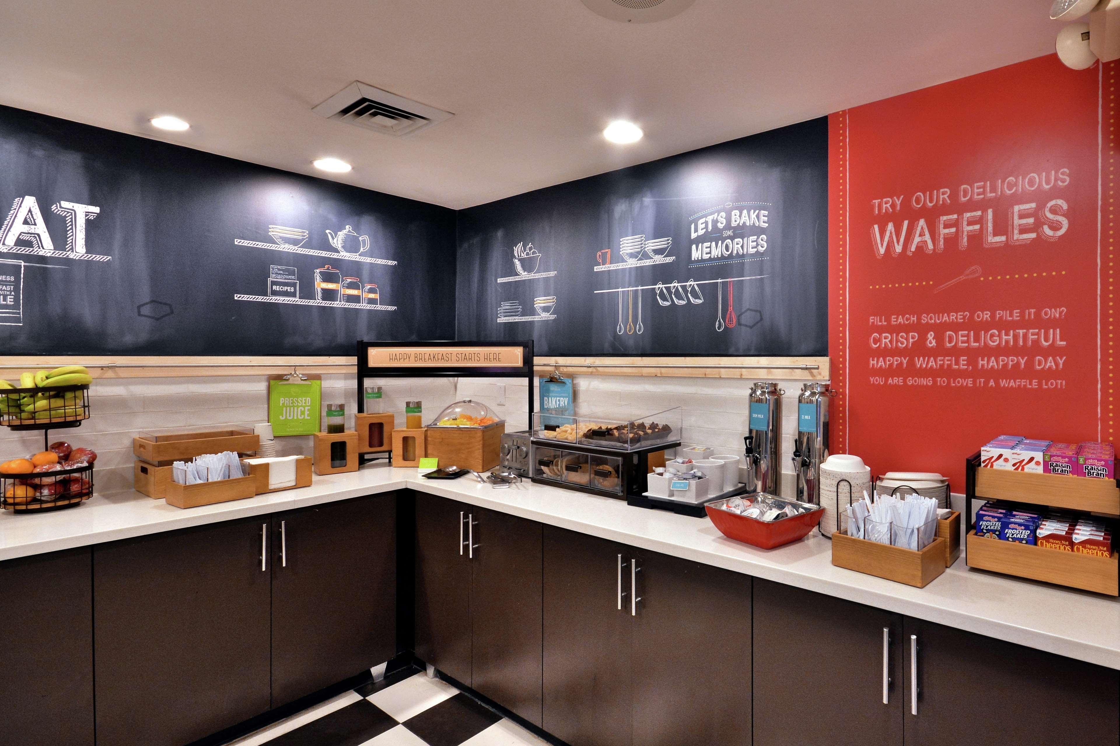 Hampton Inn Raleigh Capital Blvd North Εξωτερικό φωτογραφία