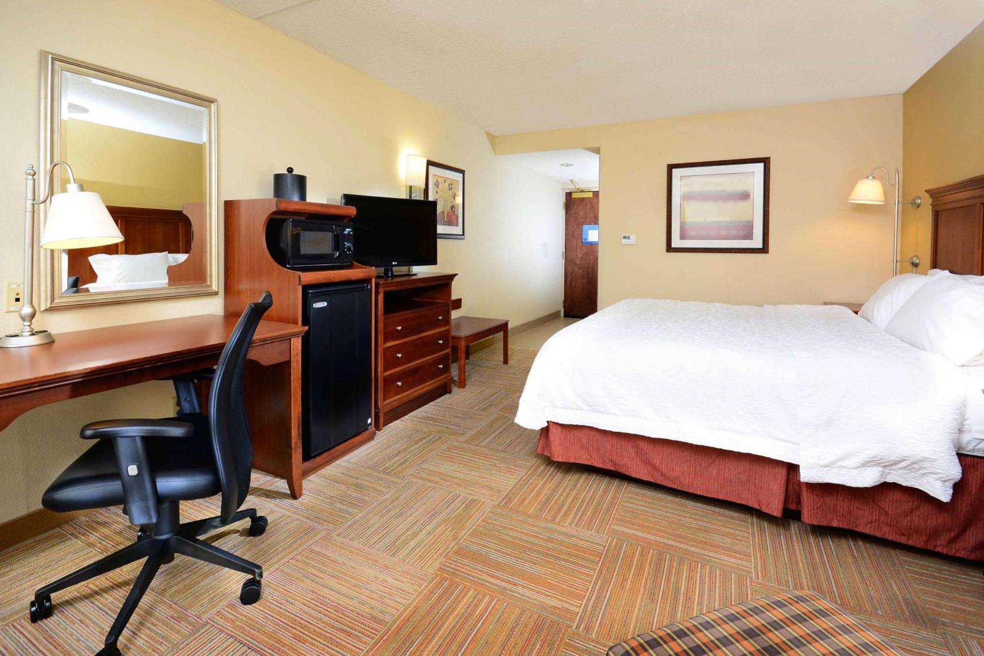 Hampton Inn Raleigh Capital Blvd North Εξωτερικό φωτογραφία