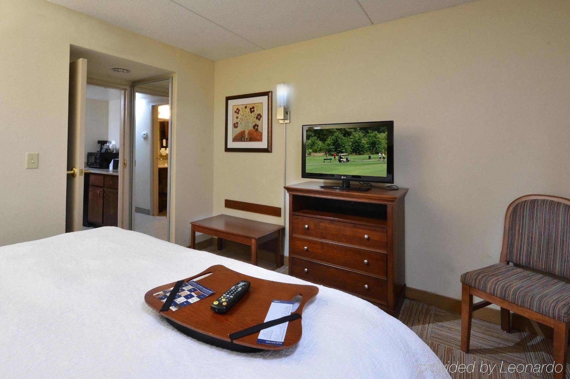 Hampton Inn Raleigh Capital Blvd North Εξωτερικό φωτογραφία